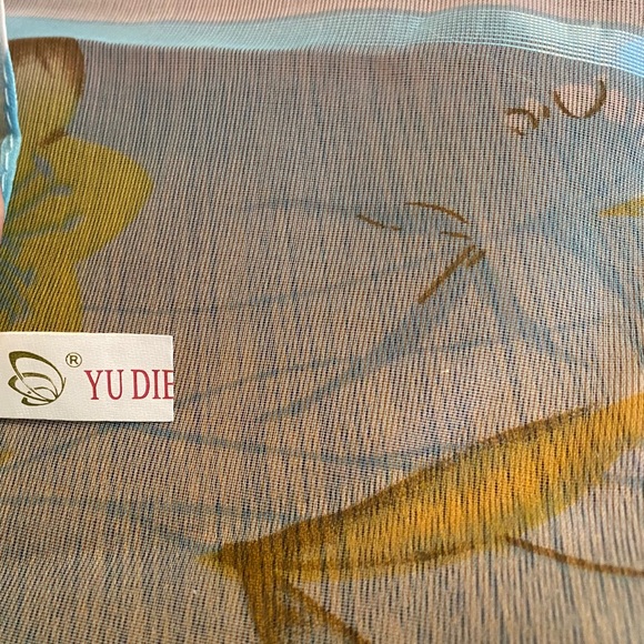 Beautiful Sheer Scarf from Bulgaria - Picture 6 of 7